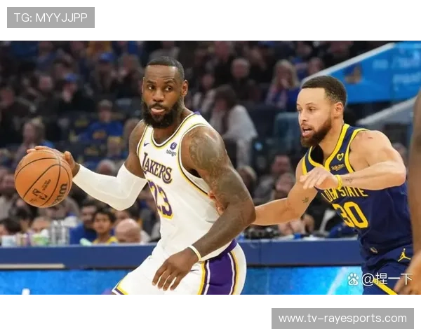 战绩仅为5胜12负，快船七连客之旅步履维艰