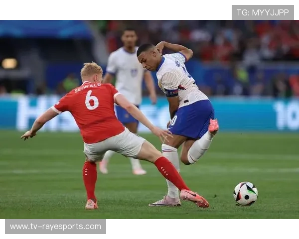 姆巴佩确认缺席西超杯半决赛，膝伤恢复情况存疑