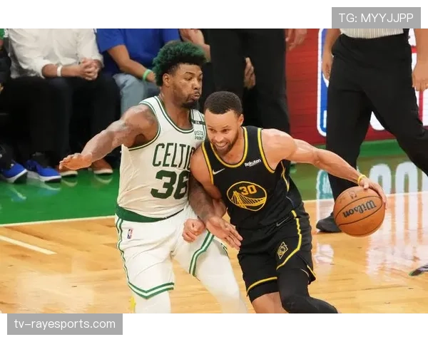 巴黎奥组委考察NBA总决赛，为2028年洛杉矶奥运会篮球赛事筹备取经